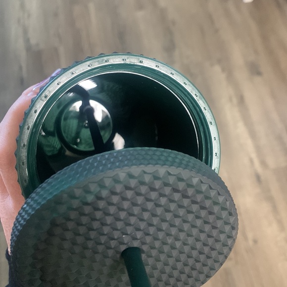 Black with green tint Starbucks cup - Picture 4 of 4